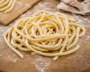 Lombrichelli – Die handgerollte Pasta aus Latium
