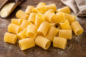 Tufoli: Die große Röhrenpasta für kräftige Saucen