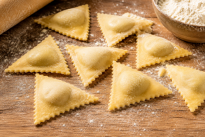 Triangoli: Die dreieckigen gefüllten Teigtaschen Italiens