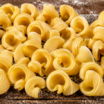 Torchio: Die glockenförmige „Presse“-Pasta Torchio: Die glockenförmige „Presse“-Pasta